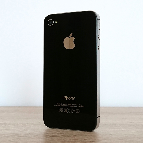 Apple iPhone 4S