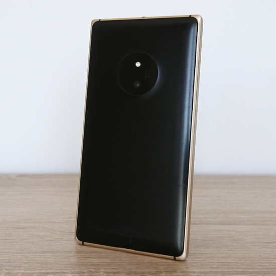 Nokia Lumia 830