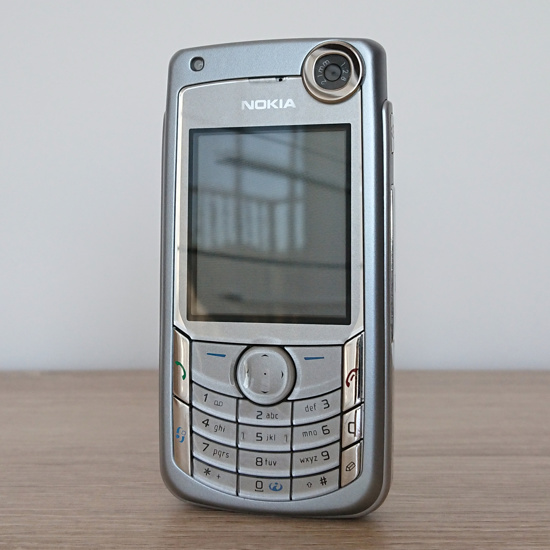 Nokia 6680