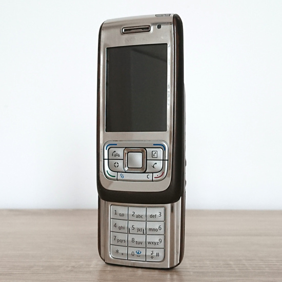 Nokia E65