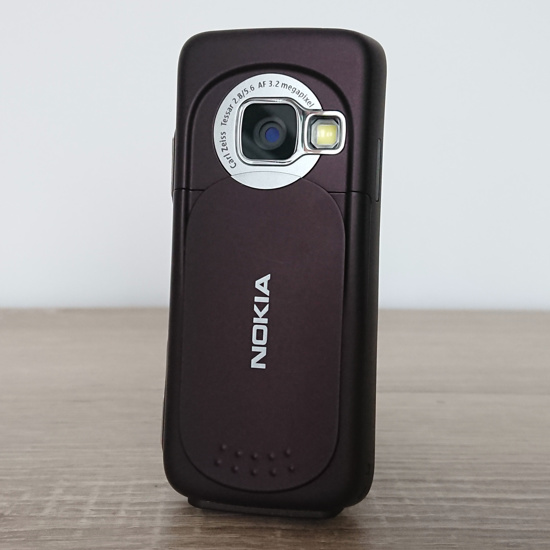 Nokia N73