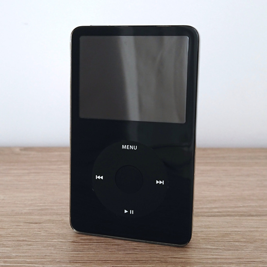 iPod (Video - 5.5 gen.)